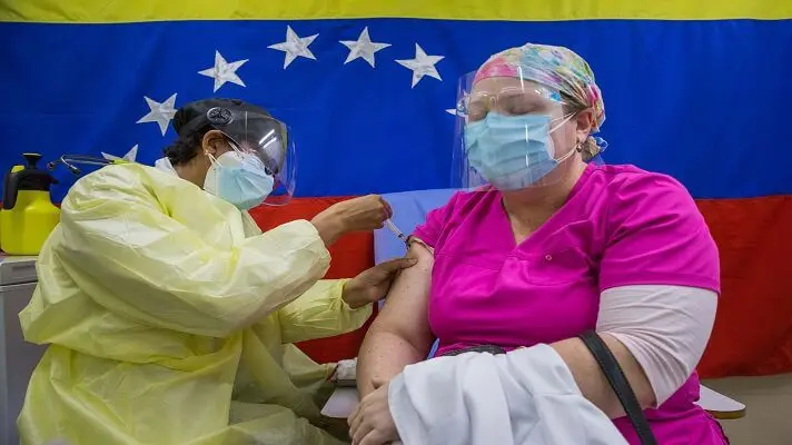 DESCONFIANZA en las vacunas contra la COVID-19 es lo que impera entre los venezolanos