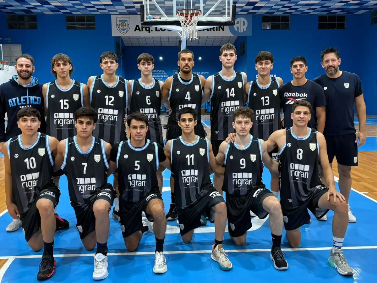 La Crema recibe a las 21:25 a Racing LTC de San Cristóbal . Foto: AR