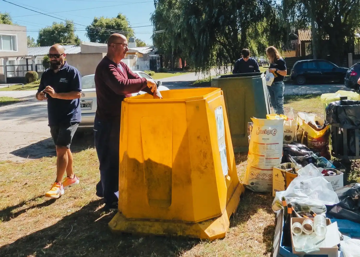 La iniciativa apunta a brindar un destino adecuado a materiales que habitualmente no se incluyen en la bolsa verde.