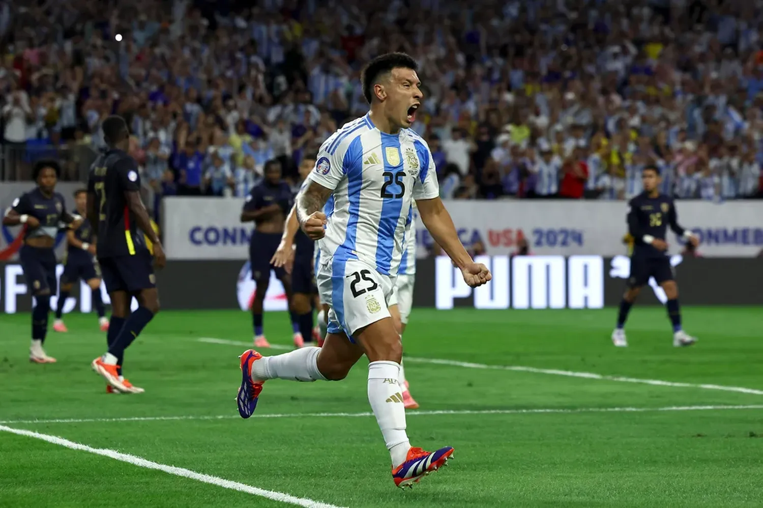 Mucha emoción para Lisandro logrando su primer gol y con una excelente actuación en el partido.Al finalizar  en declaración con la TV, expresó su alegría y recordó a sus abuelos , Gualeguay  y al Barrio Molino.