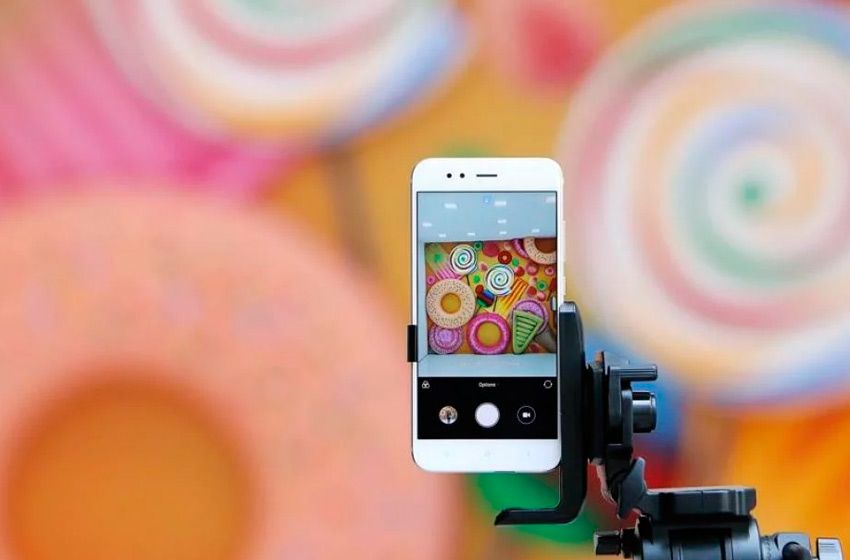 Un fabricante patentó un smartphone con 16 cámaras