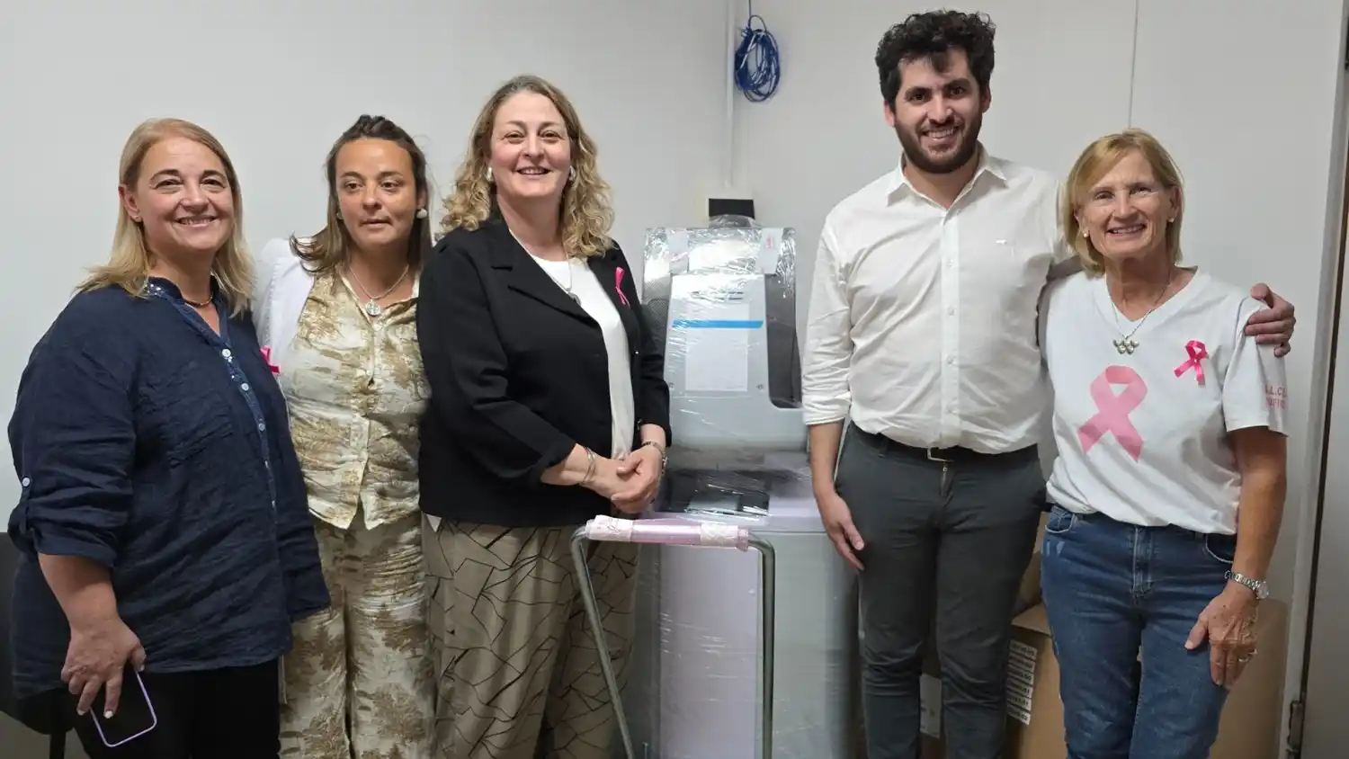 La ministra Ciancio presente en la entrega del equipo al Samco rufinense. Foto: GSF