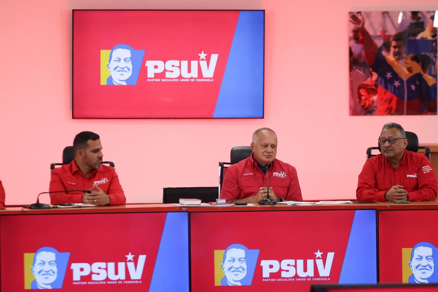Diosdado acusa a MCM y a Edmundo González de ser los jefes de la mafia terrorista: “LA JUSTICIA DE VA A IMPONER” (+Video)