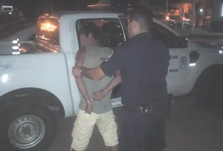 El delincuente que trató de robar un auto mató a su hermano hace 5 años