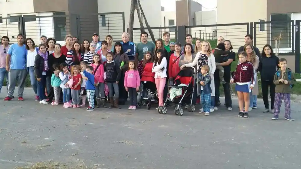 Adjudicatarios de las casas de Eleprint exigen la entrega de unidades