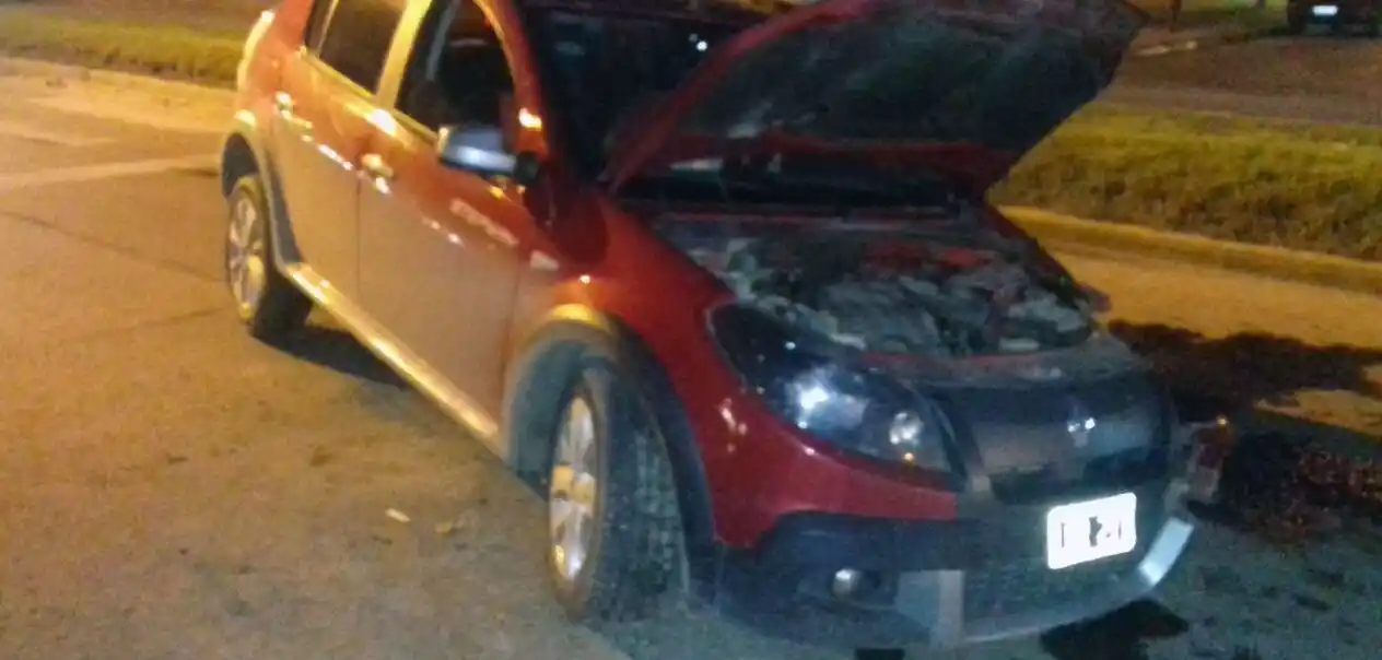 Chocó contra un poste en Champagnat: tenía 2,27 gramos de alcohol en sangre