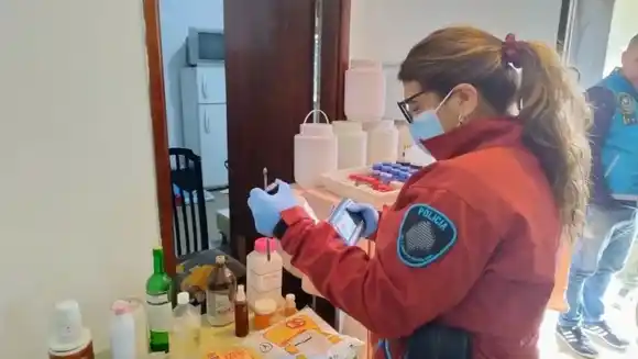 Desmantelan laboratorio de éxtasis en Avellaneda: secuestraron casi 14 mil pastillas