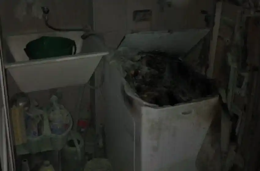 Se incendió un departamento del centro donde estaban una mujer de 84 años y su hijo