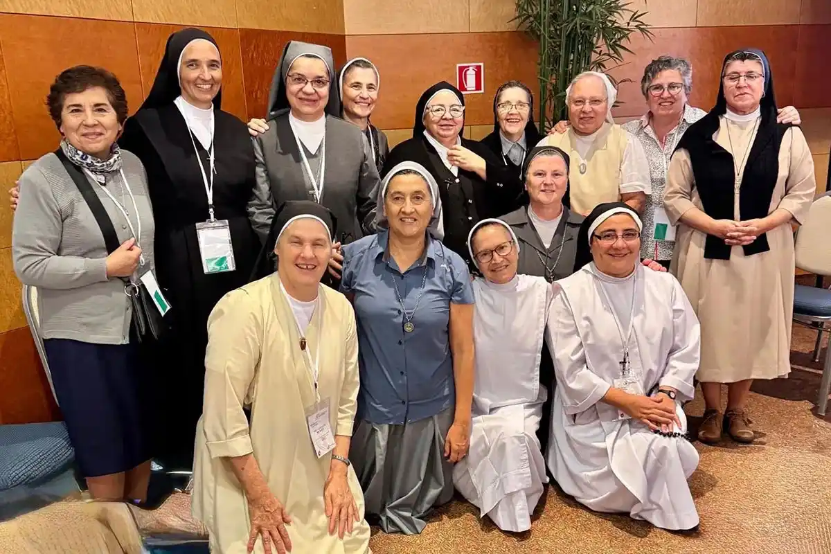 Una monja de Larroque  fue testigo del histórico anuncio del Papa León XIV en el Vaticano