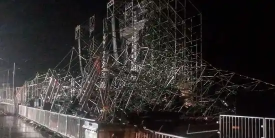 San Nicolás: La tormenta destrozó el escenario principal de la Fiesta de Disfraces