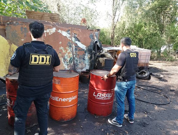 Desbaratan otro "puerto seco" en ruta 9, dedicado a la compraventa clandestina de combustible
