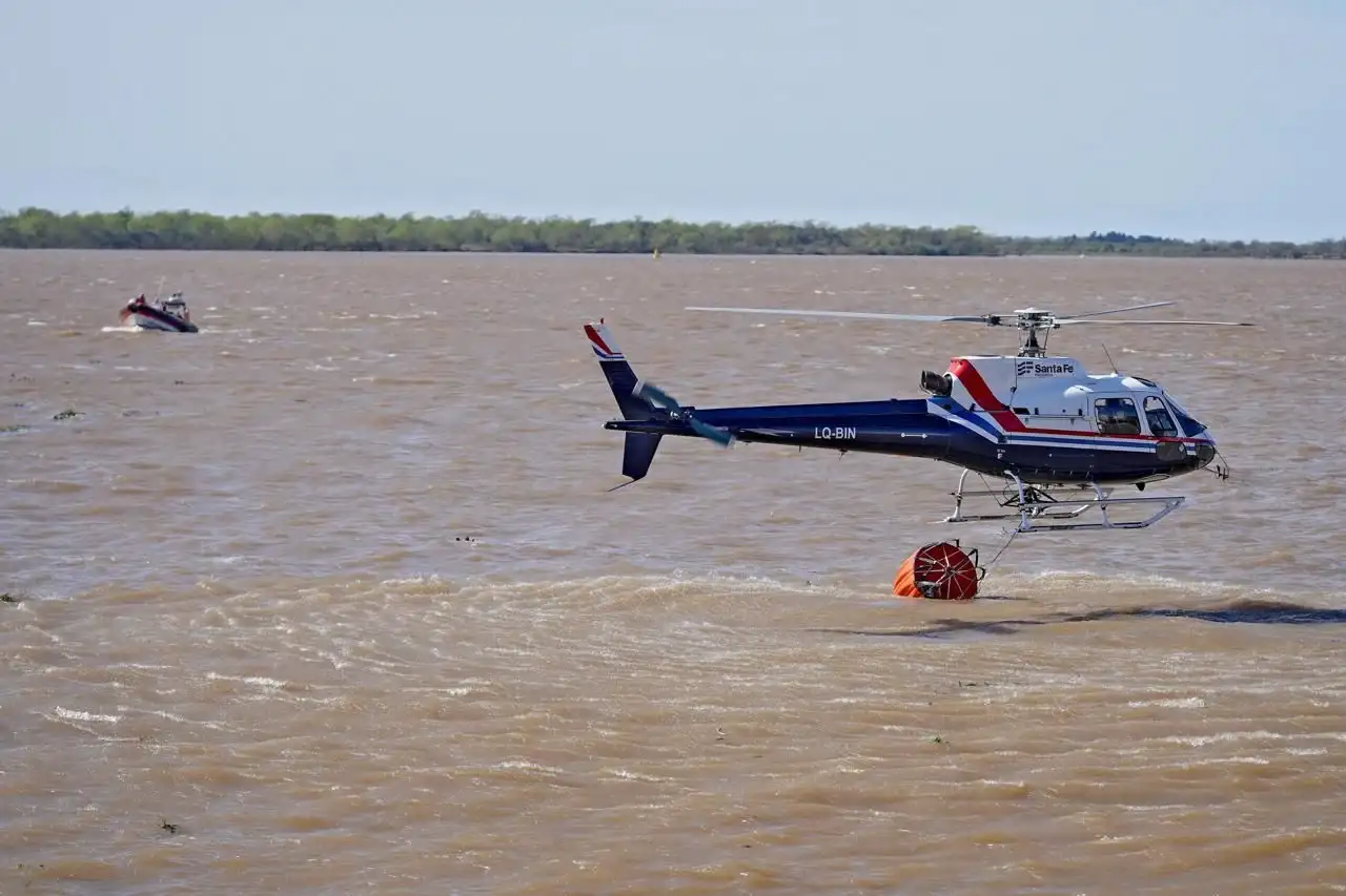 Santa Fe probó con éxito su nueva flota aérea para combatir incendios - 6