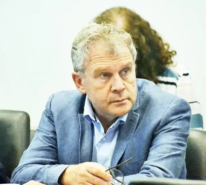 «No me  gusta adelantar el voto  cuando no sé lo que nos  va a caer», dijo Galimberti