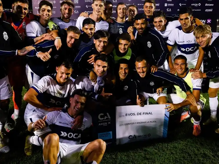 El Lobo platense venció 3 a 0 a Acasusso.Foto: Copa Argentina
