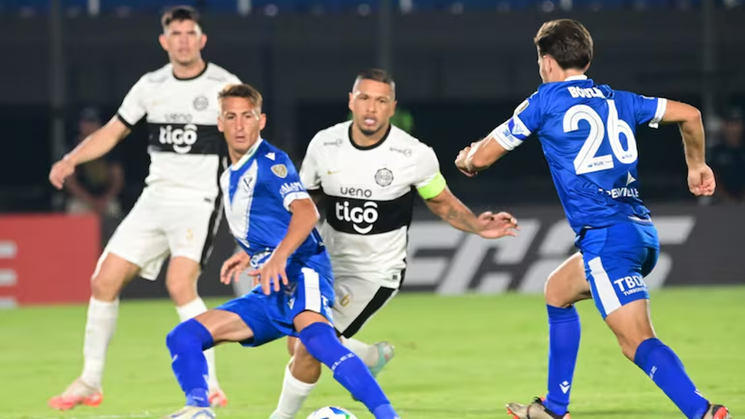 Vélez recibe a Olimpia en el Amalfitani