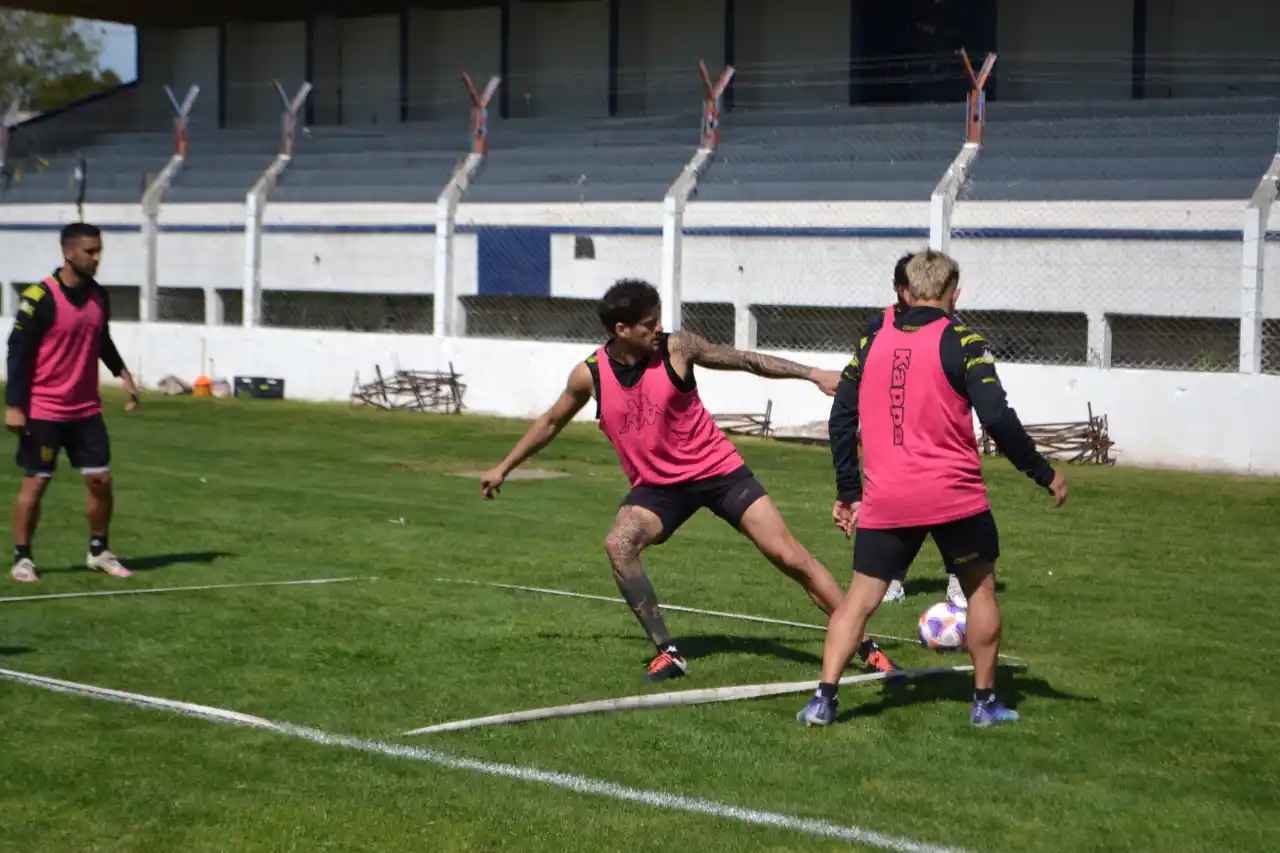 FOTO PRENSA SANTAMARINA Mac Eachen puede volver tras la suspensión.
