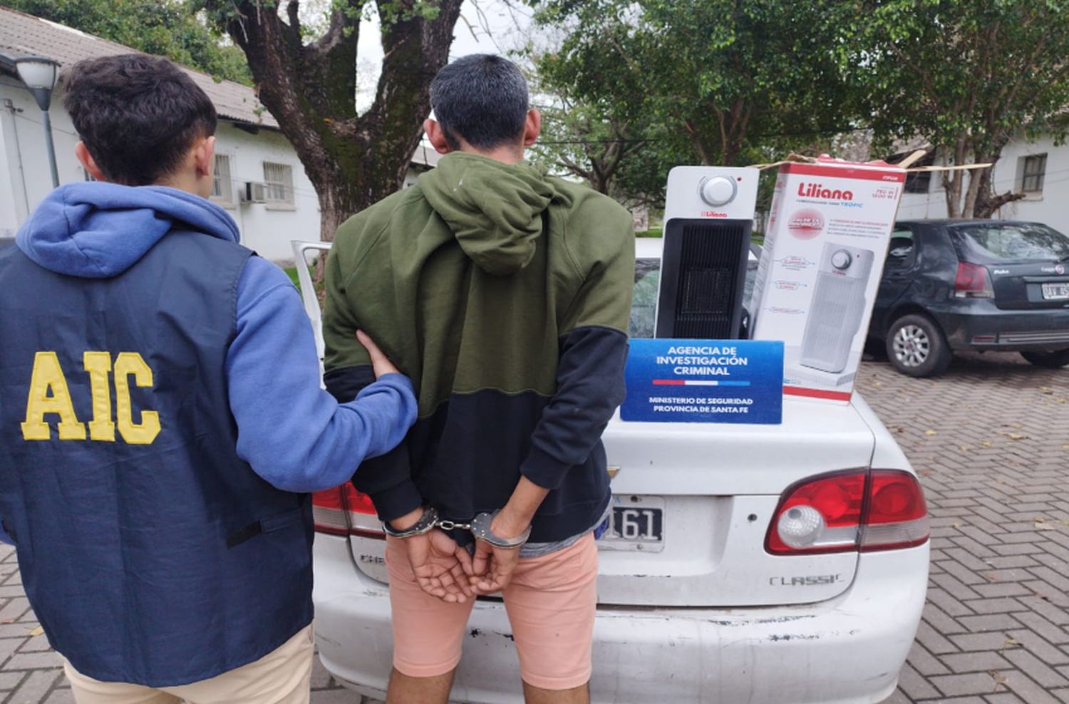 Se hacían pasar por inquilinos pero eran ladrones que desvalijaban departamentos y vendían lo que robaban por Facebook