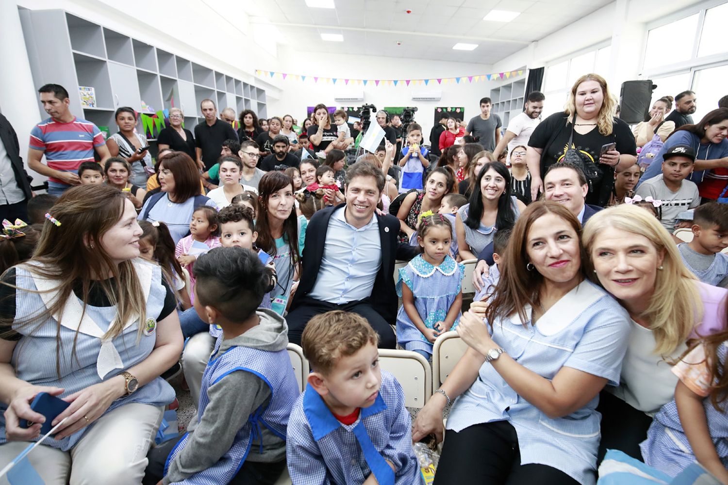 Kicillof en el inicio del ciclo lectivo en el territorio bonaerense.