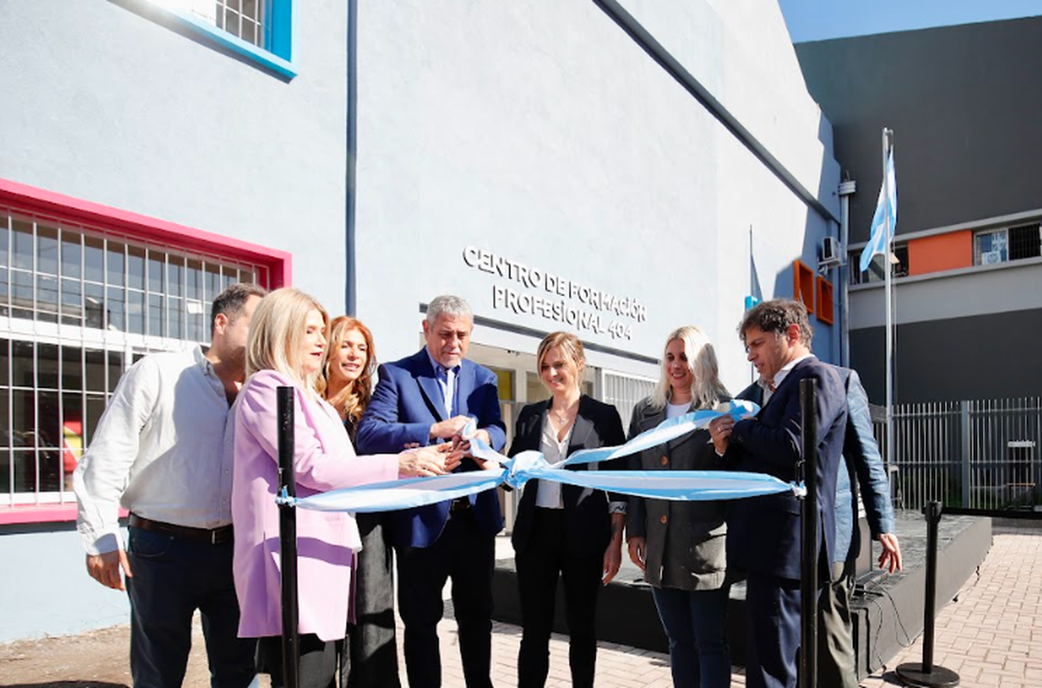 Avellaneda: Kicillof encabezó el acto de inauguración del nuevo edificio del Centro de Formación Profesional N°404