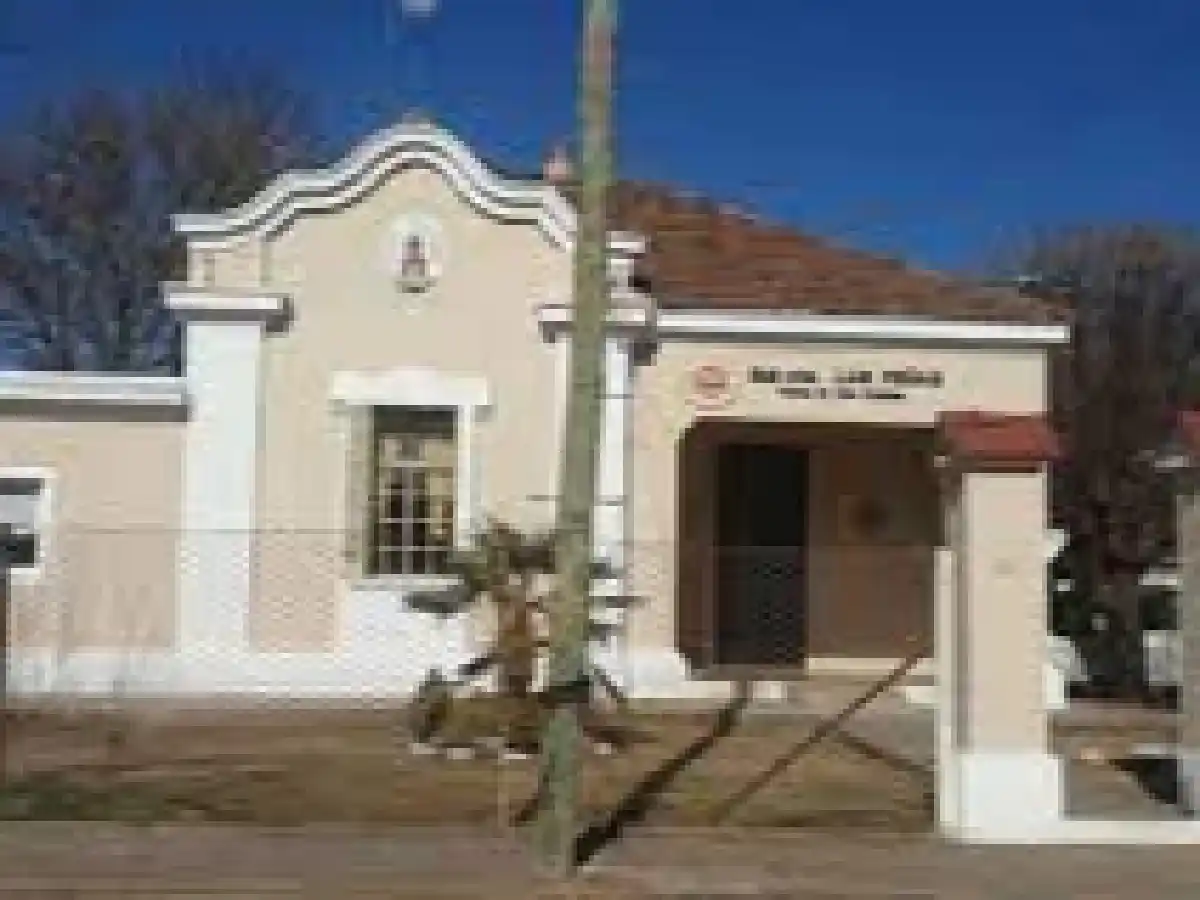 Investigan si policías pusieron gas pimienta en el mate de una compañera