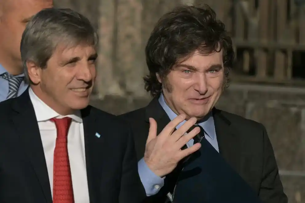 Javier Milei y Luis Caputo.