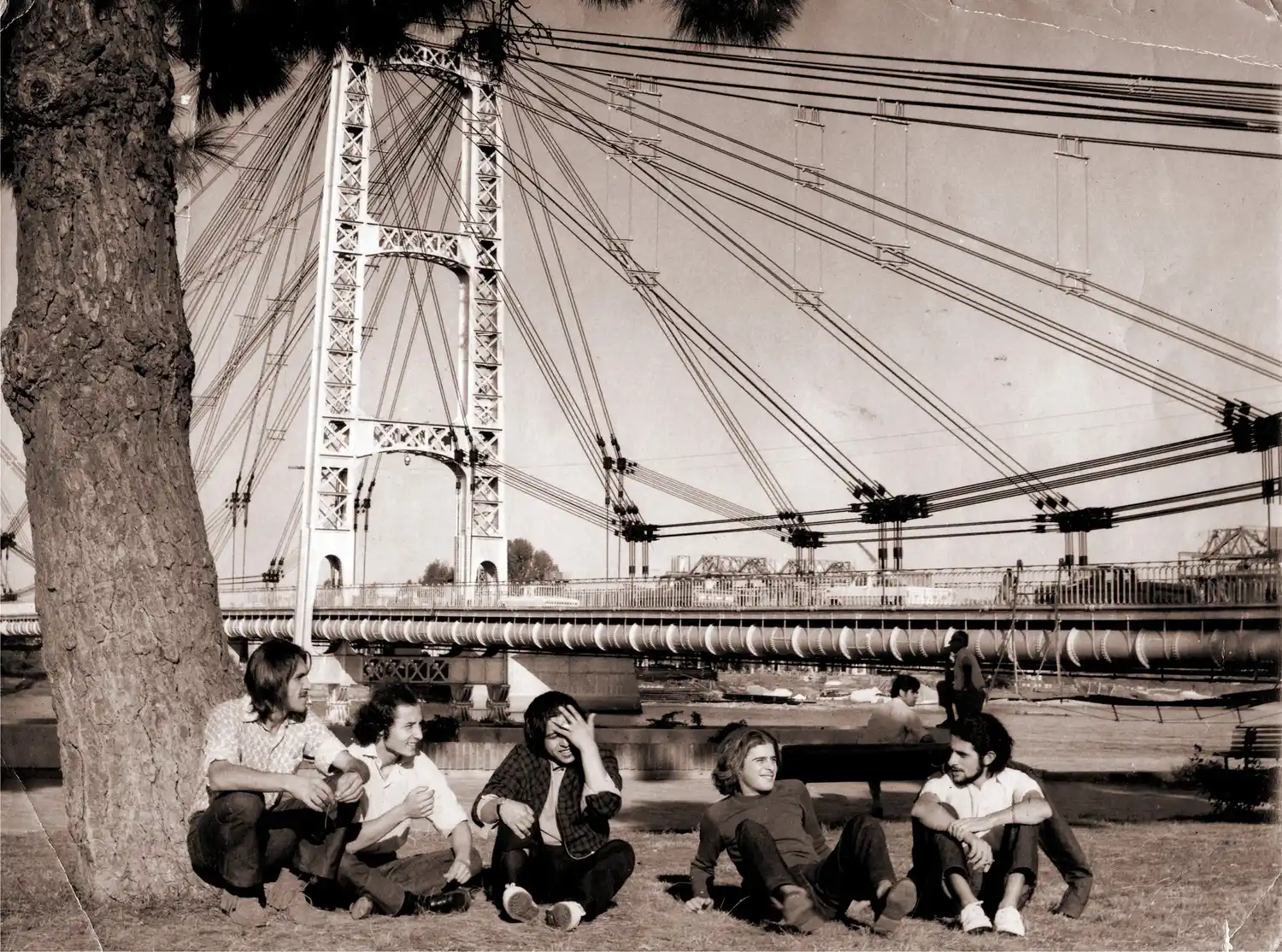 Hoy se estrena “65/75 Comarca Beat” en el América