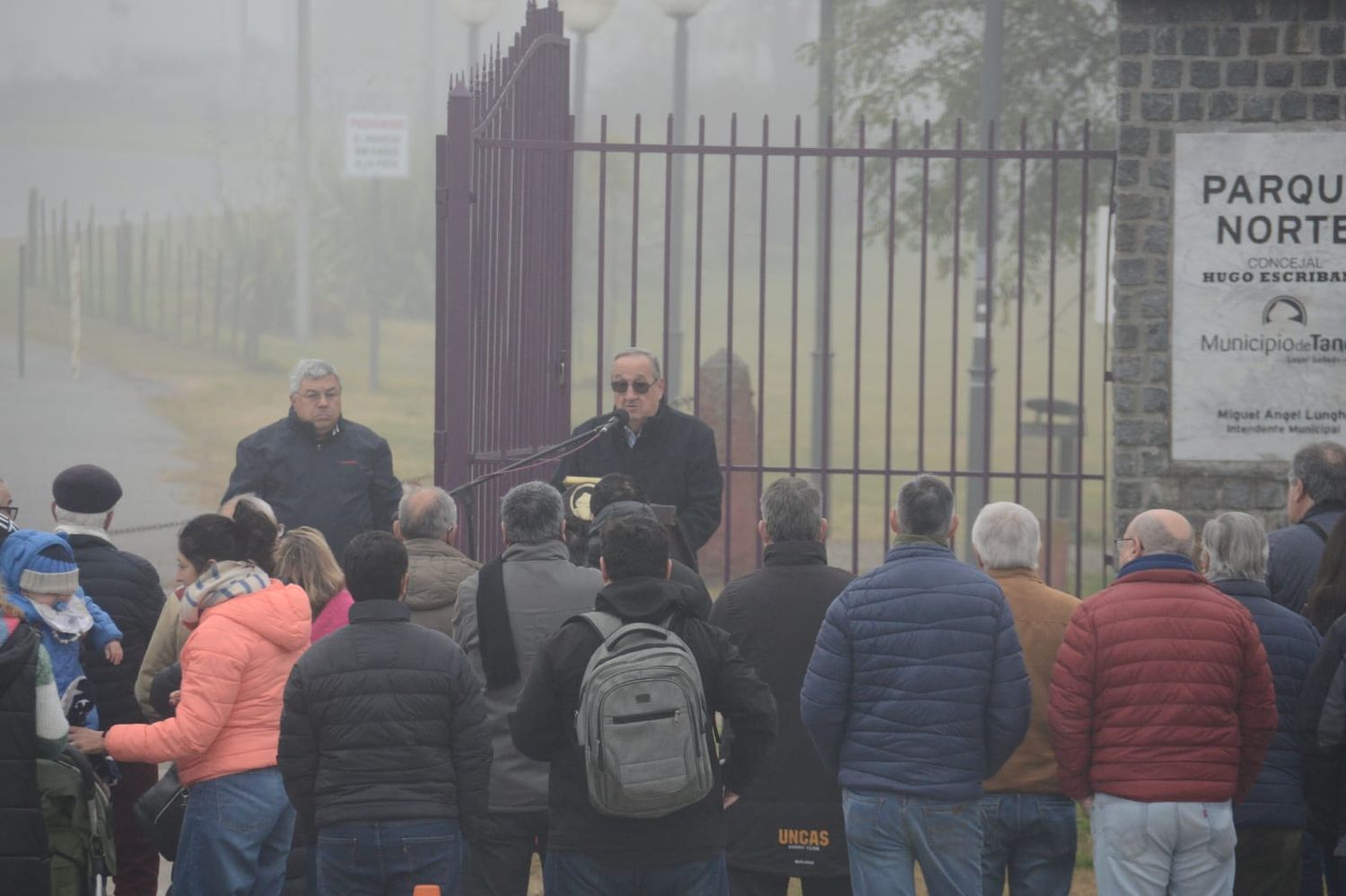 El acto fue encabezado por el intendente Miguel Lunghi, quien en su discurso destacó la figura entrañable dirigente tandilense.