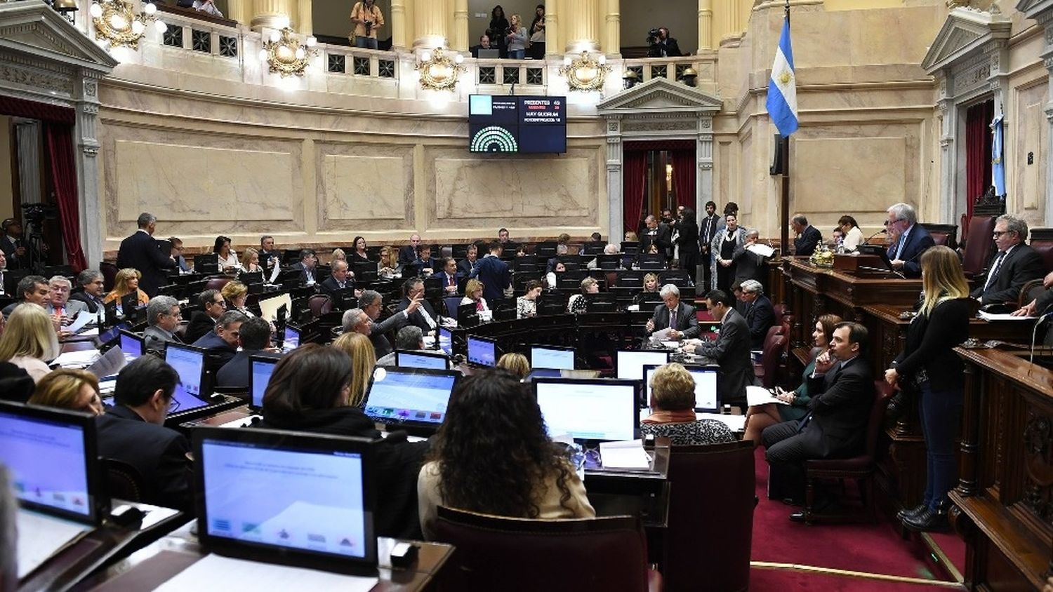 Recorte a jubilados: El Senado aprobó la polémica reforma previsional