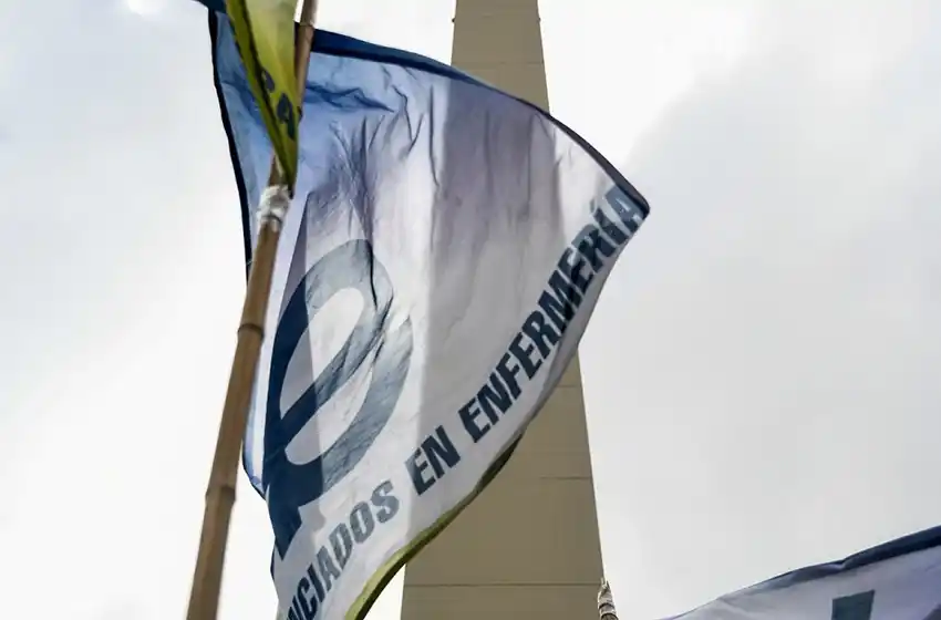 Enfermeros de CABA, de paro por 48 horas en reclamo de un aumento de salarios