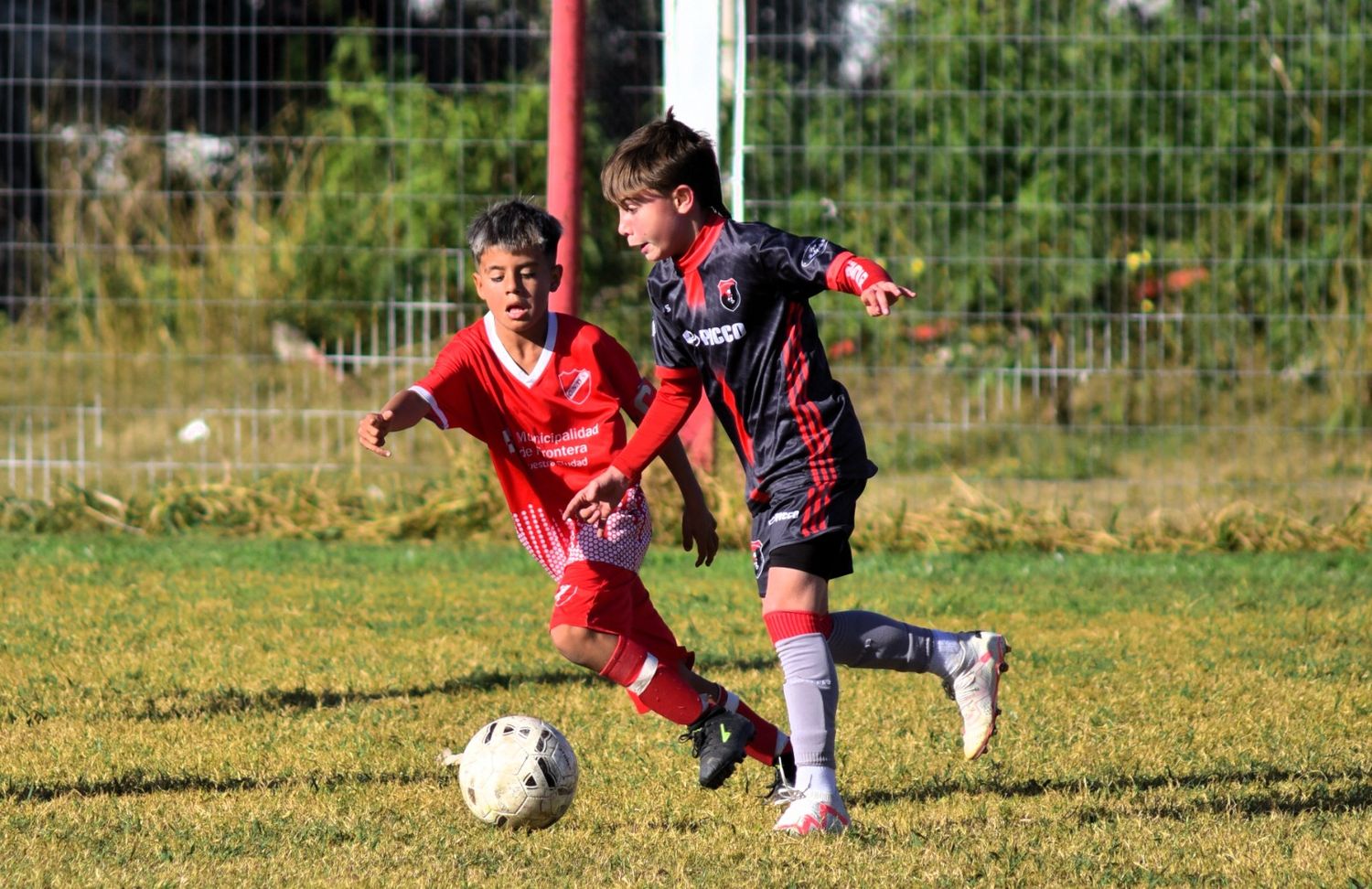 Los niños se divirtieron en une nueva jornada de sábado.