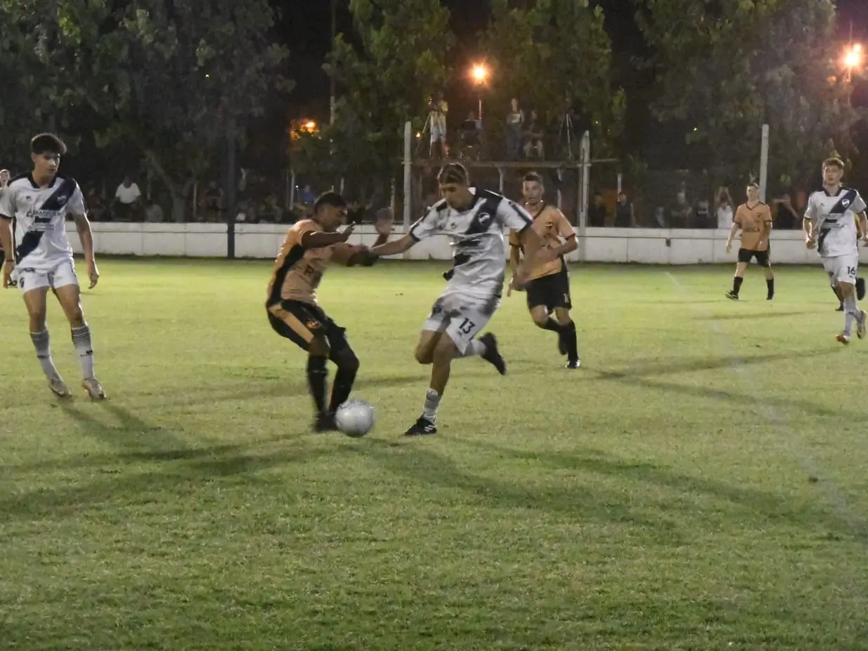 La BH visita a las 21 a Domingo F. Sarmiento .Foto @clubbenhur