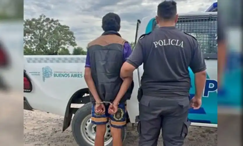 Detuvieron a un joven que transportaba un ladrillo de marihuana