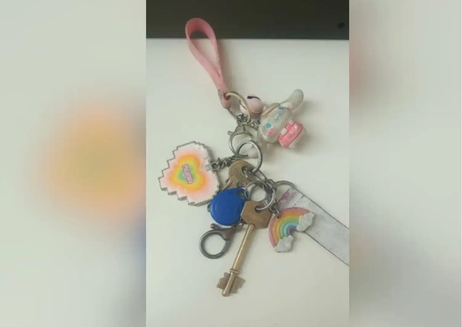Llavero encontrado cerca de la Aduana