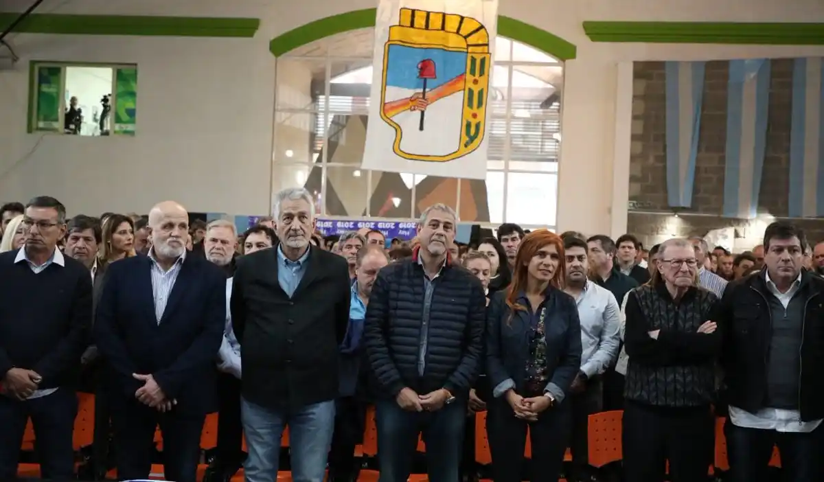 Rodríguez Saá en Avellaneda: Pidió un acuerdo de unidad del PJ antes de septiembre u octubre