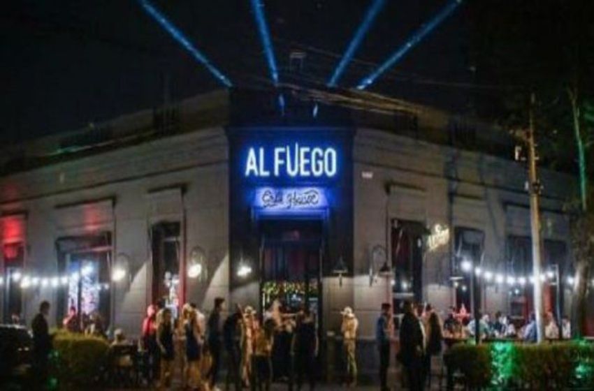 Un joven fue baleado frente a una parrilla