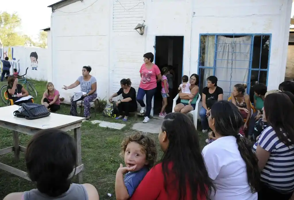 Reconocen problemas en centros de salud por la falta de insumos