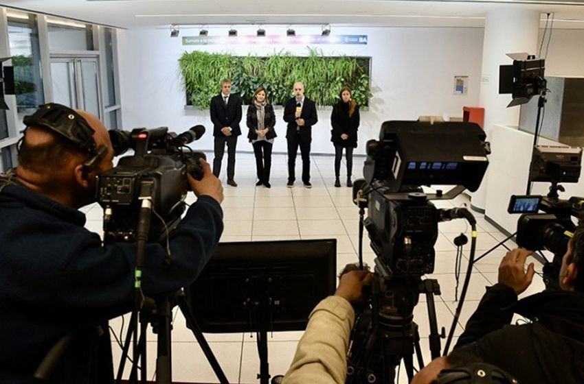 CABA quitará subsidios a familias con hijos que no lleguen al 85 % de asistencia a clases