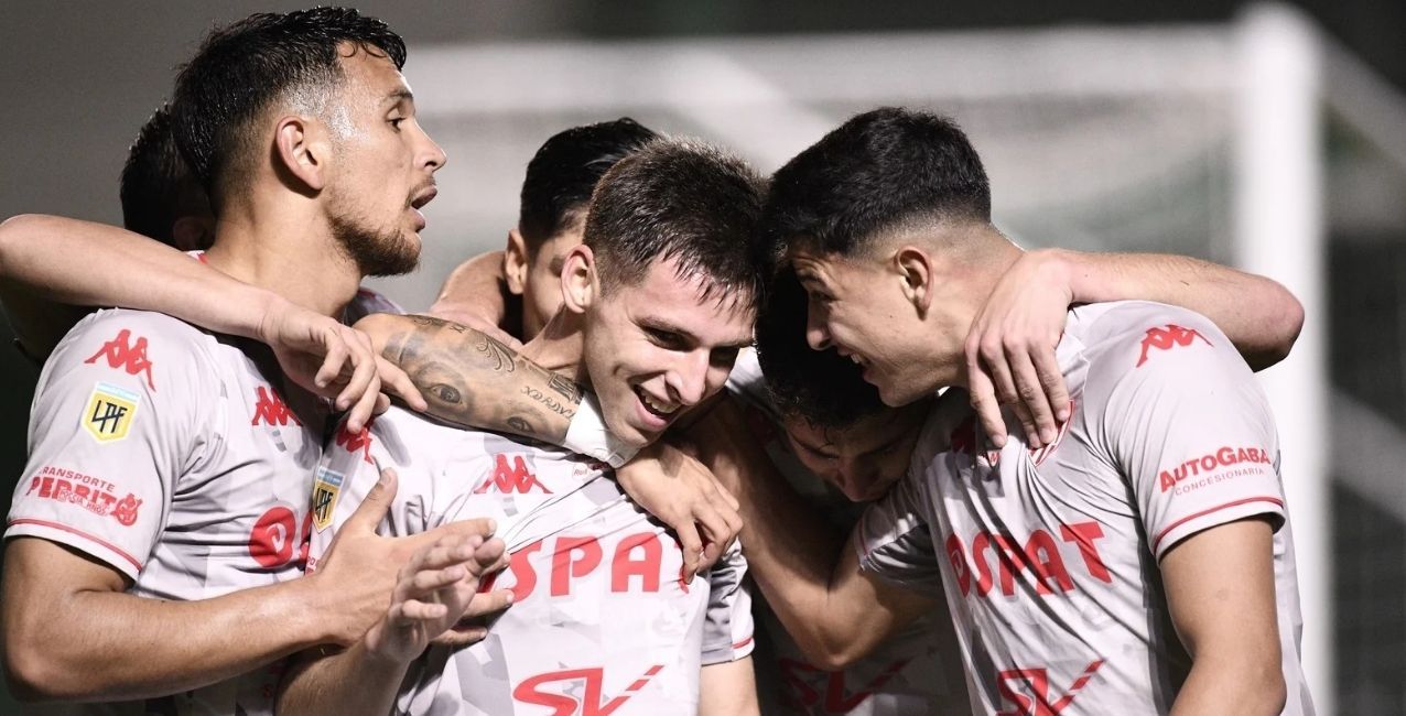 Unión venció a Banfield por 3 a 2