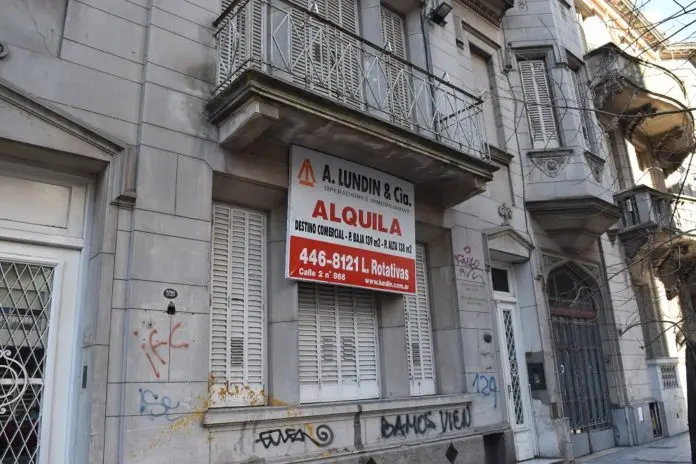 El Gobierno no descarta volver a frenar los desalojos y congelar los alquileres