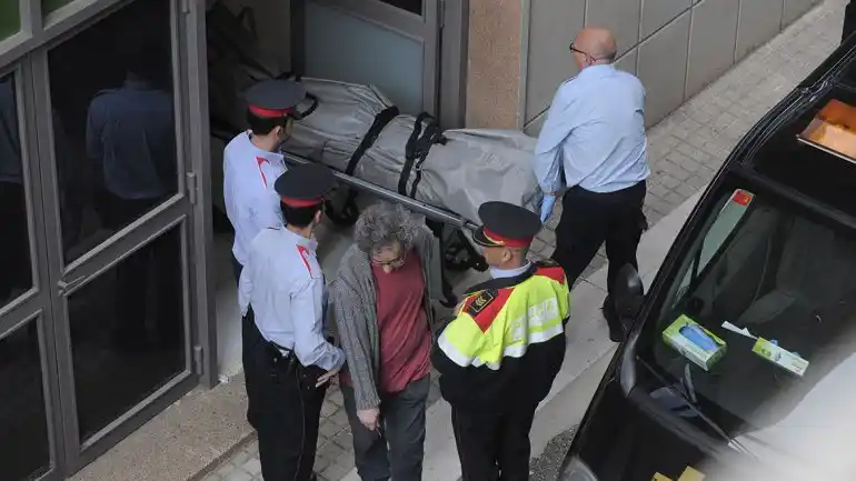 España: un alumno armado con una ballesta mató a un profesor e hirió a tres personas