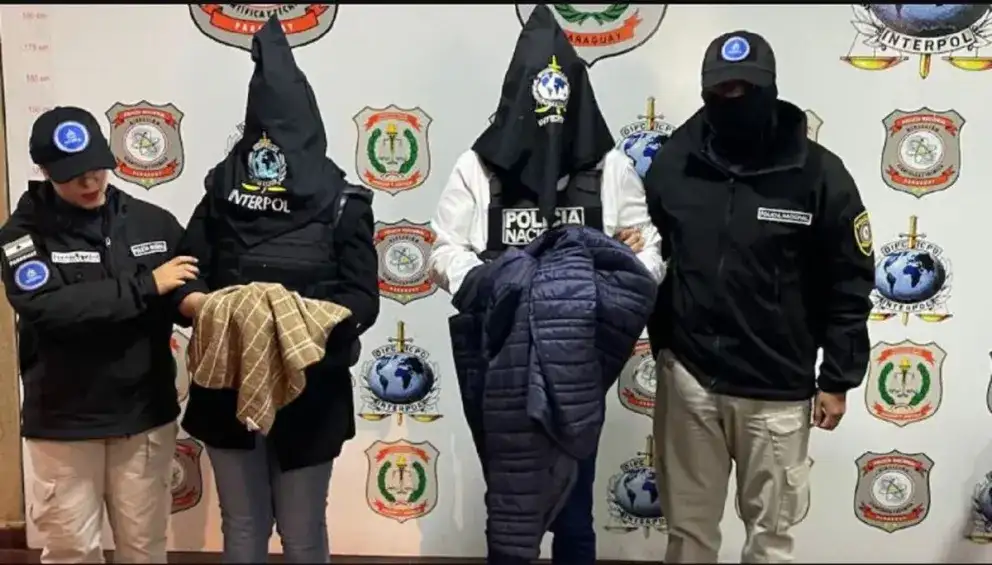 Kueider entregado a Interpol: espera su extradición desde Paraguay por causas de corrupción y lavado