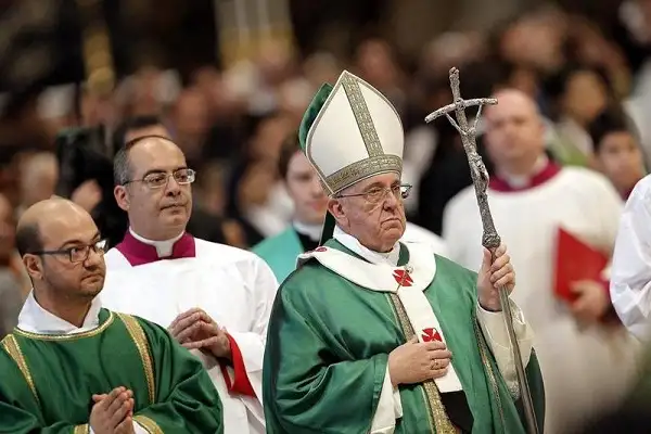 "Los cristianos que no son coherentes causan escándalo"