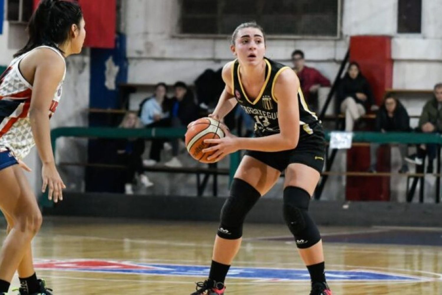 Berazategui y Obras definirán la Liga Femenina de básquet