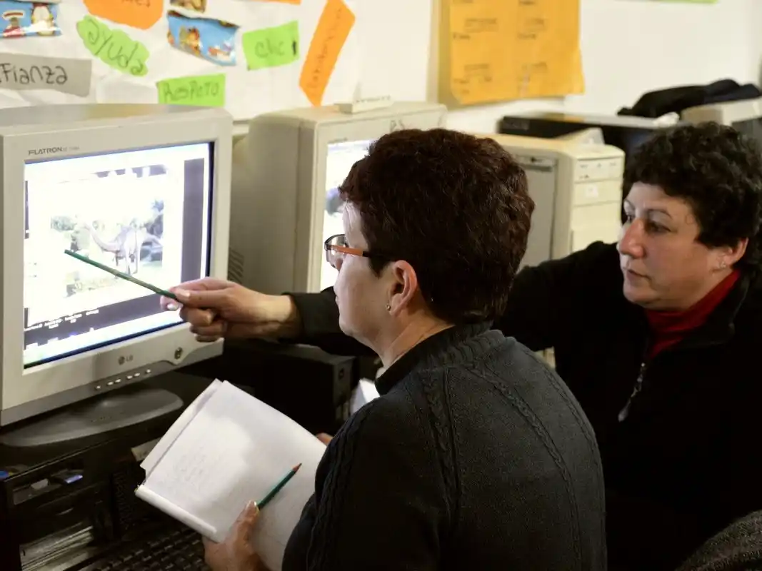 Nueva capacitación en informática en la Escuela Técnica Nº 2