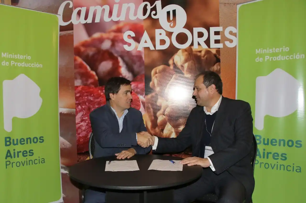 Ronda de Negocios de la feria "Caminos y Sabores" convocó a 50 expositores y 23 cadenas de supermercados