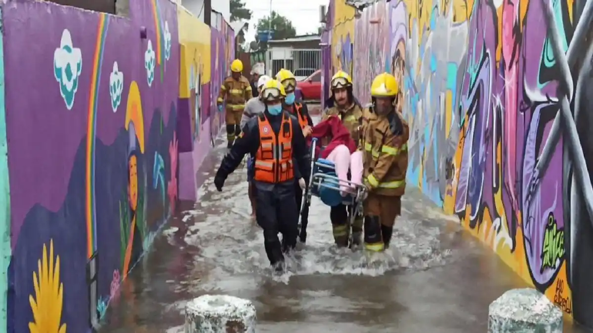 ASCIENDE A 13 el número de víctimas por el ciclón en BRASIL (+FOTOS)