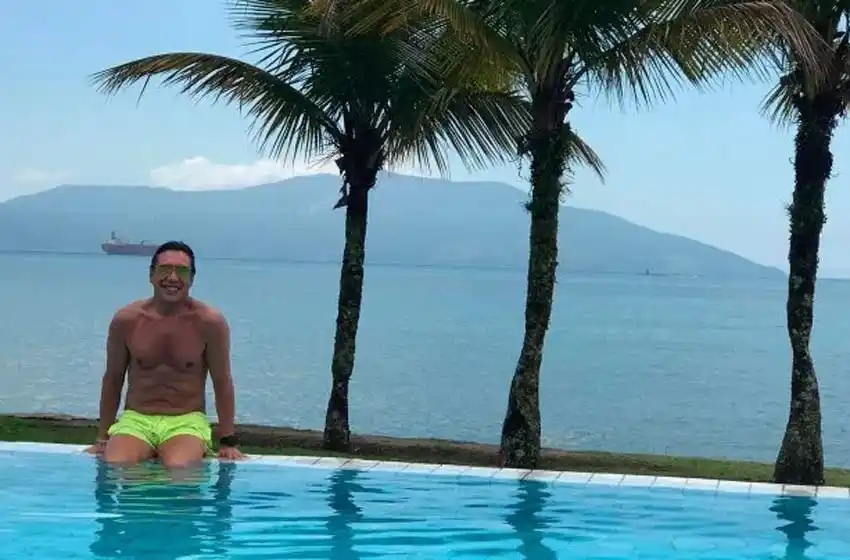 Las fotos de Fabián Gianola de vacaciones con su nueva novia en medio de las denuncias por abuso