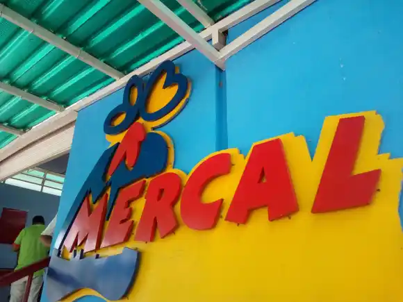 Anuncian reactivación de la red de mercados Mercal y Pdval a manos de las comunas