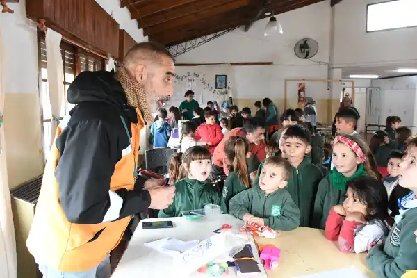 Programa Nacional: Jornada de juegos didácticos y lúdicos con niños de la Escuela Municipal N°3
