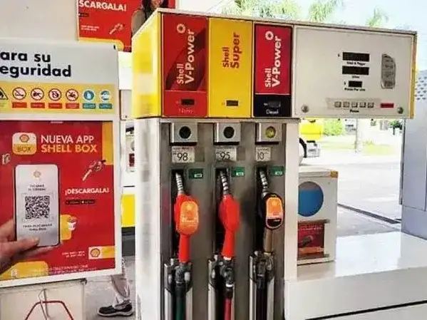 Combustibles: YPF y Axion mantienen sus precios
